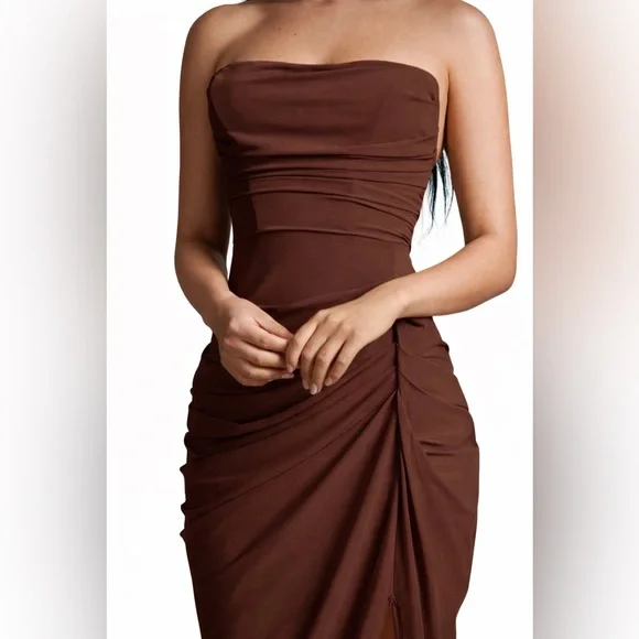 Elegant Chocolate Brown Strapless Corset Dress - Picture 3 of 10